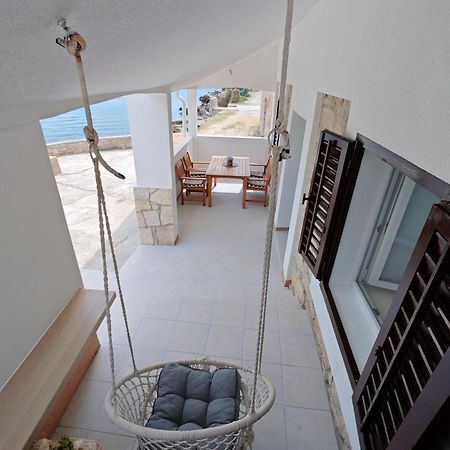 Apartments Amfora Gdinj Екстериор снимка
